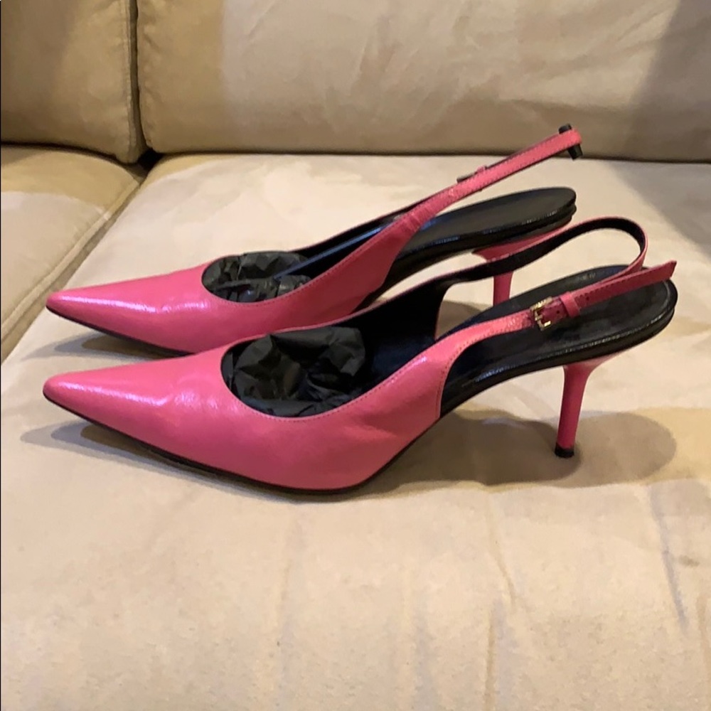 Gucci pink sling backs 6B, vintage